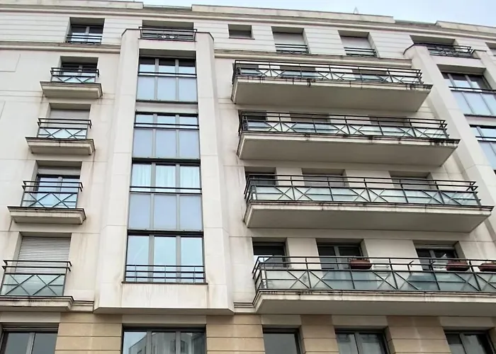 Porte De Versailles Apartment *