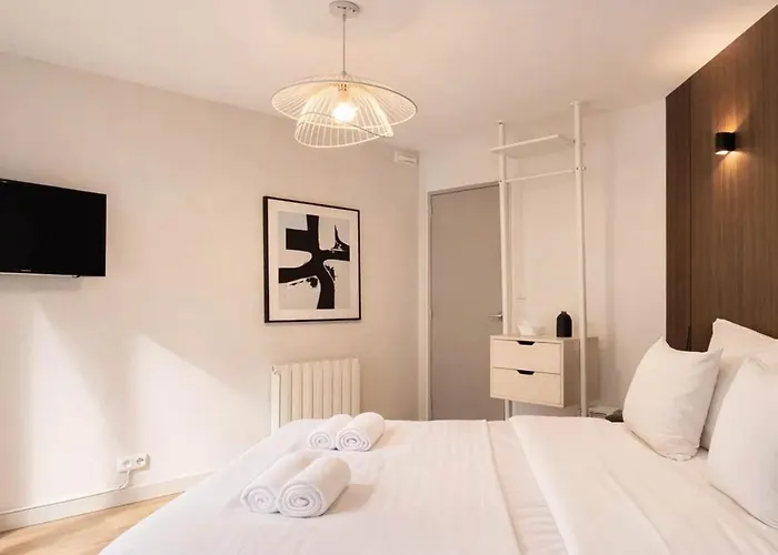 Apartment Porte De Versailles